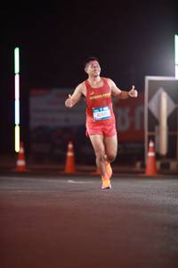 BIB: 42885
                            <button type="button" onclick="openModal(21301690)" class="btn btn-primary btn-sm float-right btn-popup" data-toggle="modal" data-target=".modal-high-quality">
                        <i class="fas fa-shopping-cart"></i> Add to Cart
                    </button>
                                            <button type="button" onclick="isThisMe(21301690, true)" class="btn btn-success btn-sm float-right btn-popup btn-isme hidden" data-toggle="tooltip" data-placement="bottom" title="นี่คือรูปของคุณใช่ไหม คลิกที่นี่เพื่อเอาเข้าอัลบั้ม">
                        <i class="fas fa-plus"></i> Add to album
                    </button>
                    <button type="button" onclick="isThisMe(21301690, false)" class="btn btn-warning btn-sm float-right btn-popup btn-isnotme hidden">
                        <i class="fas fa-ban"></i> Remove from album
                    </button>